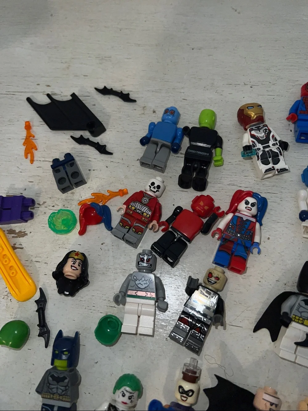Huge lot Lego Marvel DC Superheroes mini figures